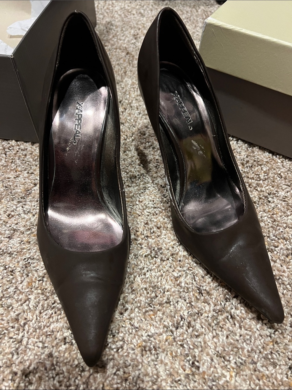 Xappeal Women's Dark Brown Pointed-Toe Leather Heels